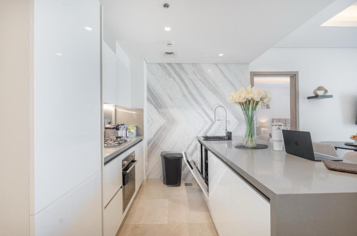Sophisticated In Downtown - Burj Views From *