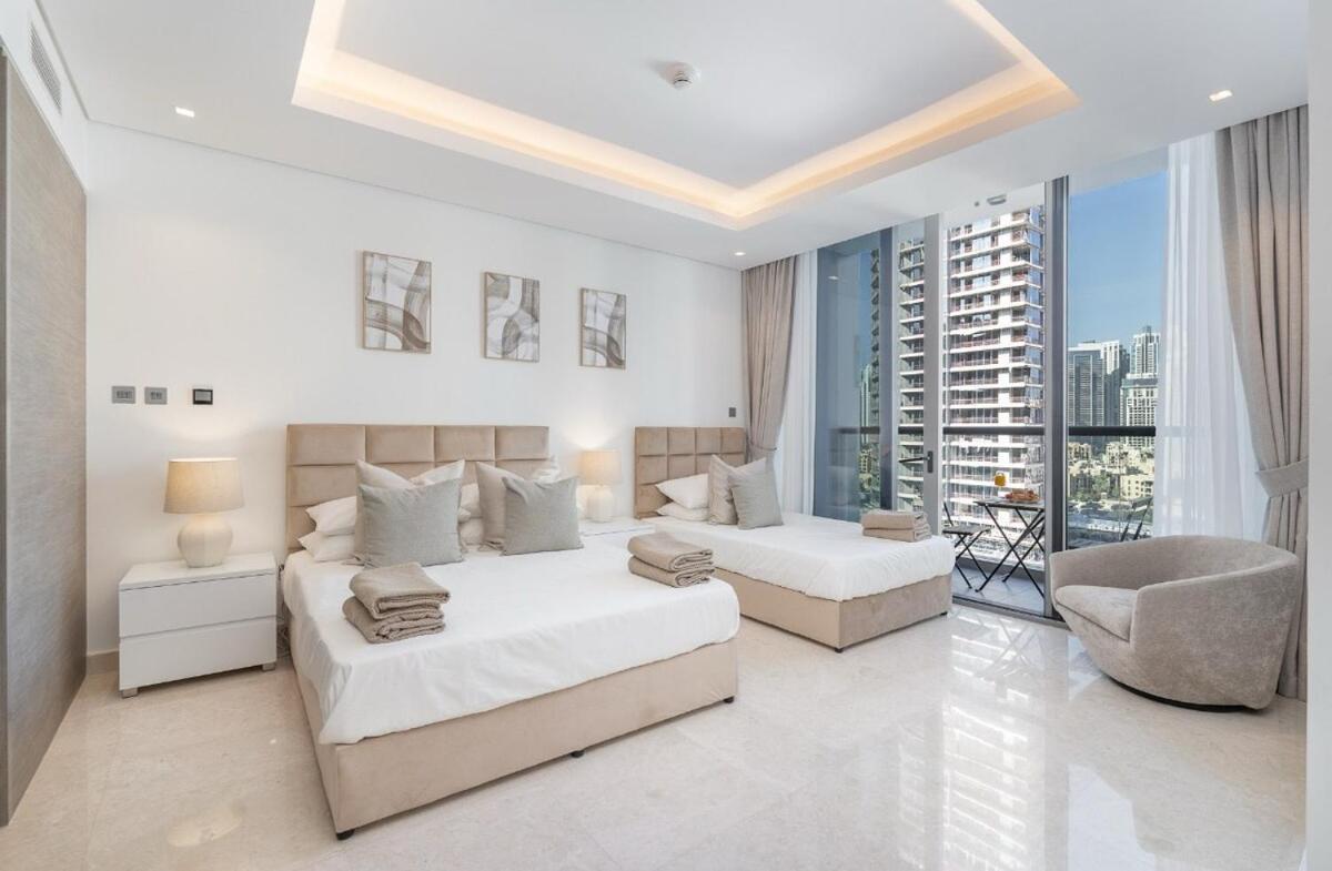 Sophisticated In Downtown - Burj Views From Apartment
