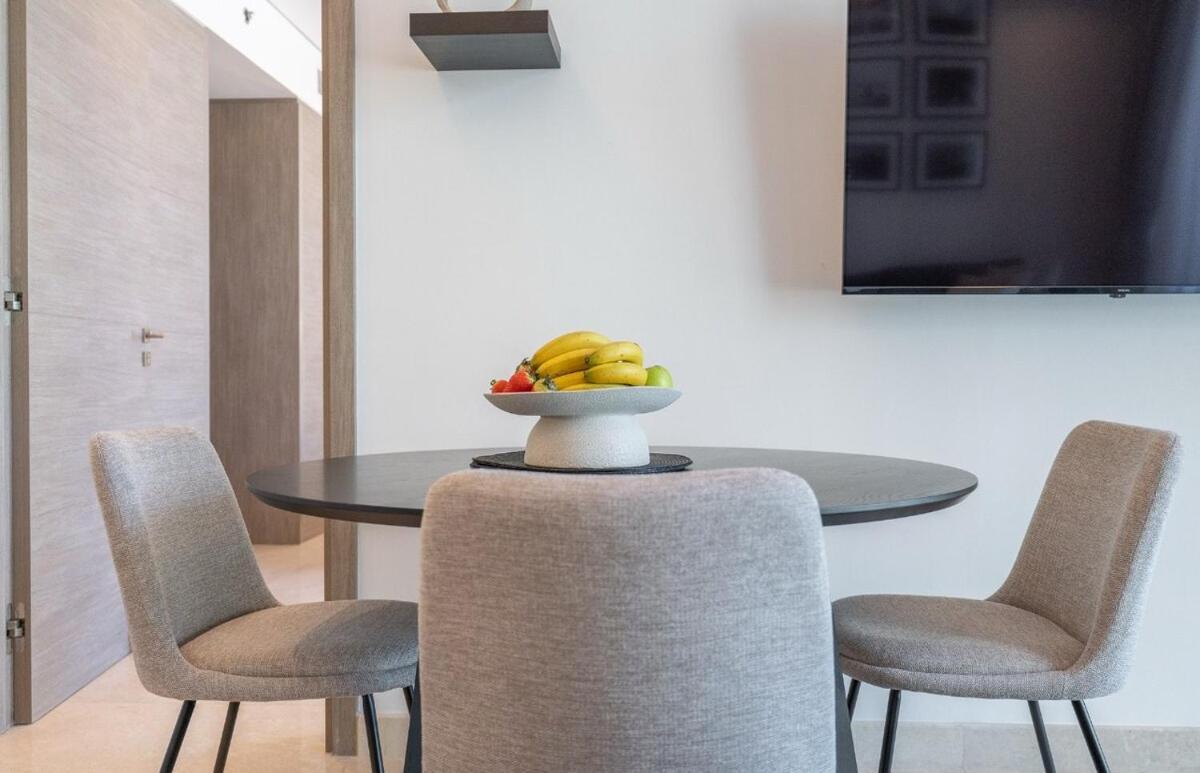 Sophisticated In Downtown - Burj Views From