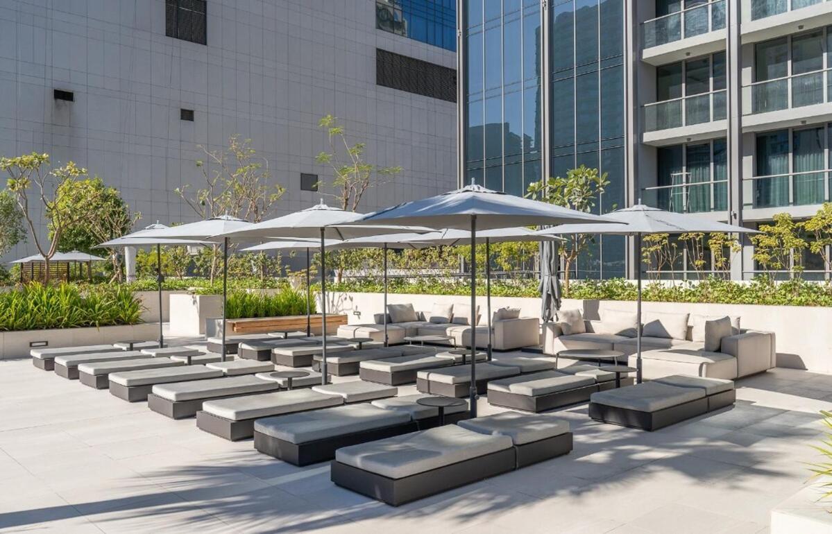 Sophisticated In Downtown - Burj Views From Apartment *